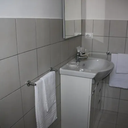 Maria Guest house