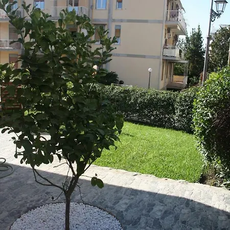 Maria Guest house *